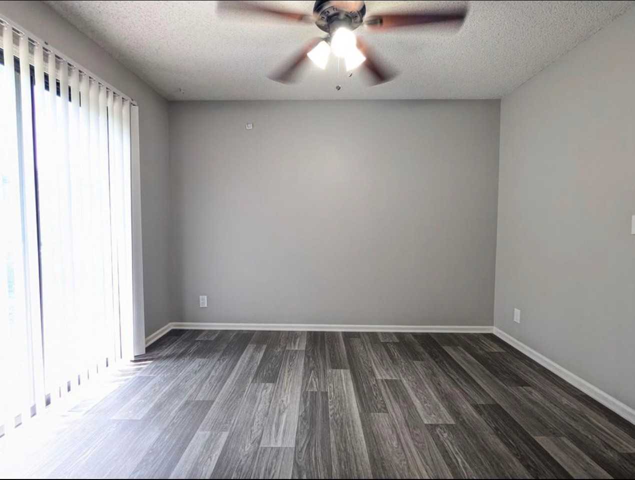 6809 W 149th Ter - Photo 5 of 16