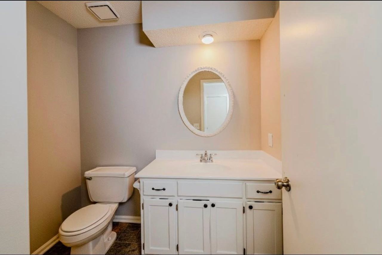 6809 W 149th Ter - Photo 6 of 16