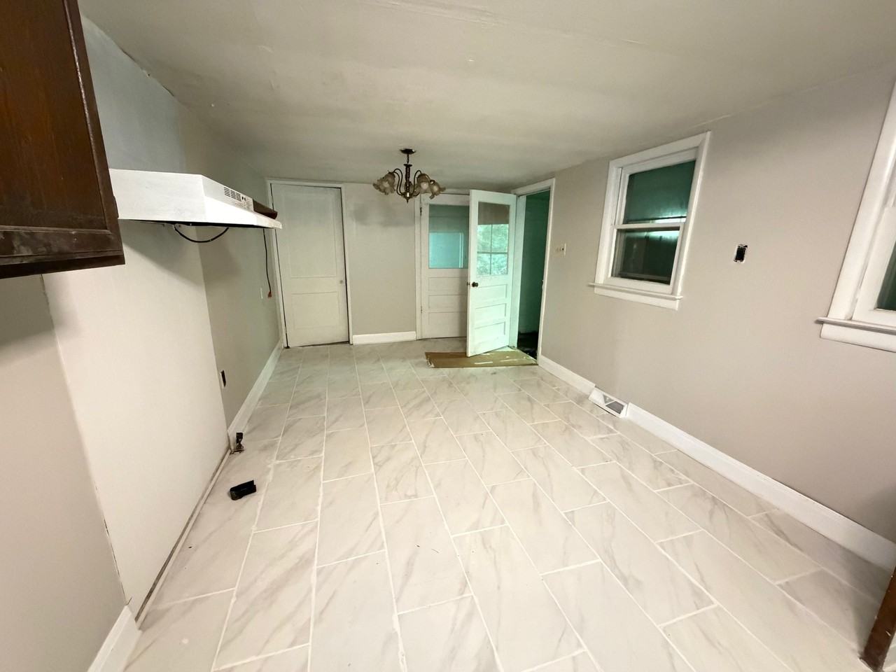 2634 Big Pete Rd - Photo 5 of 13