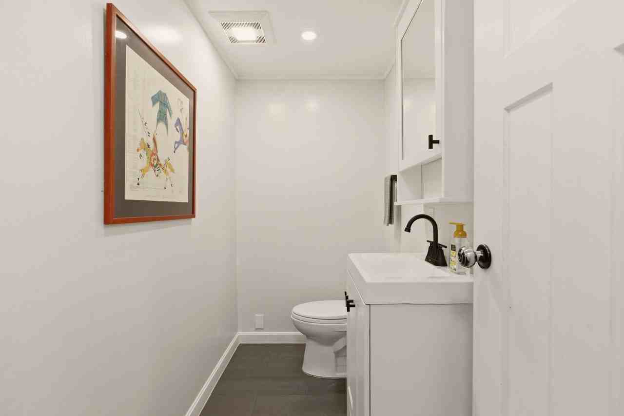 13 Tilley Ave - Photo 3 of 7