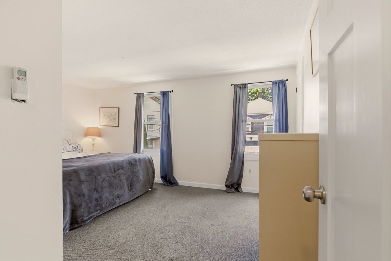 13 Tilley Ave - Photo 5 of 7