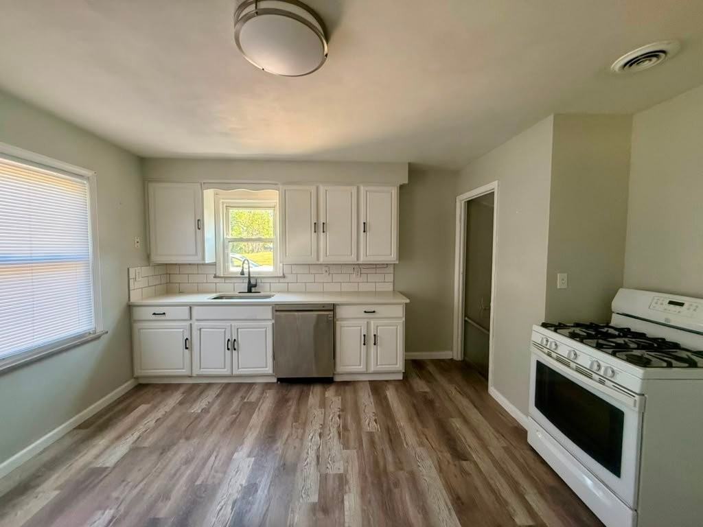 700 Trebisky Rd - Photo 2 of 20