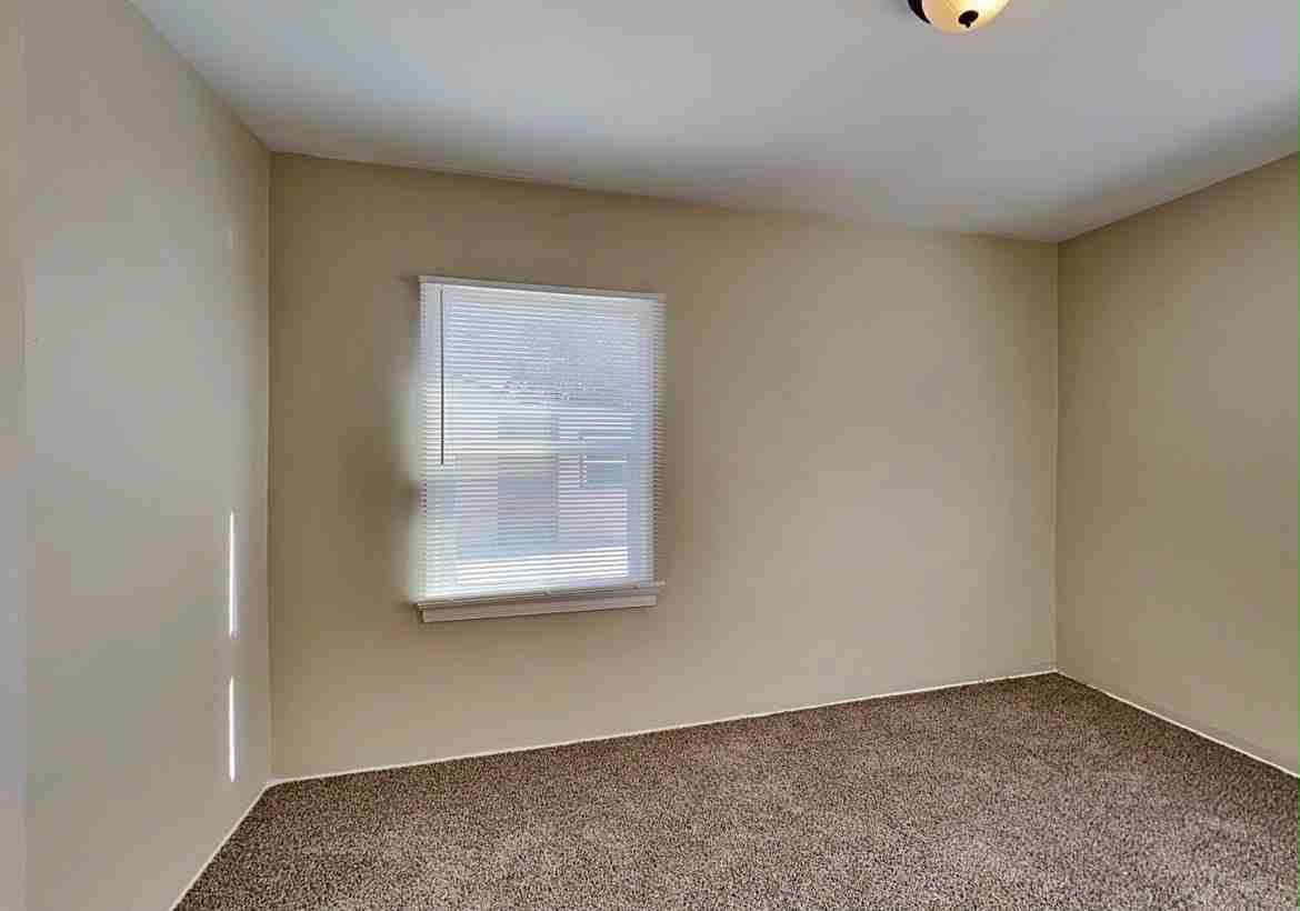 7207 Prospect Ave - Photo 4 of 7