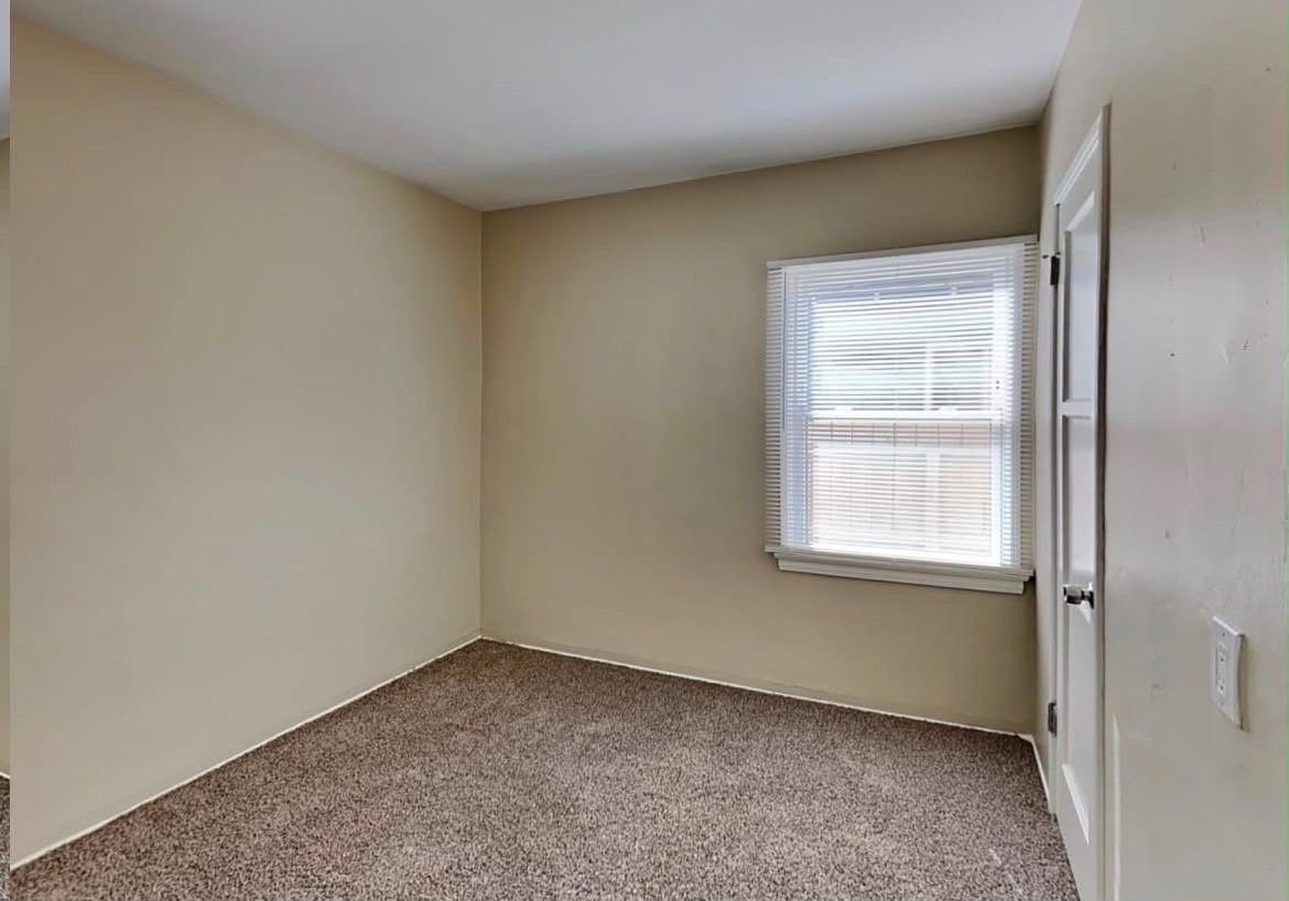 7207 Prospect Ave - Photo 6 of 7