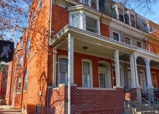 302 N Lime St #2 - Photo 7 of 10