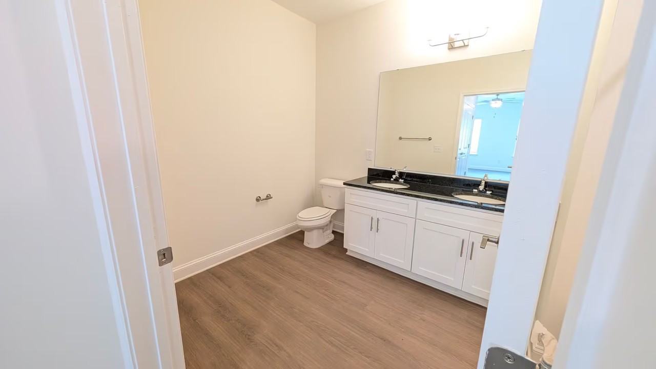 6801 West Apartments - Photo 7 of 50