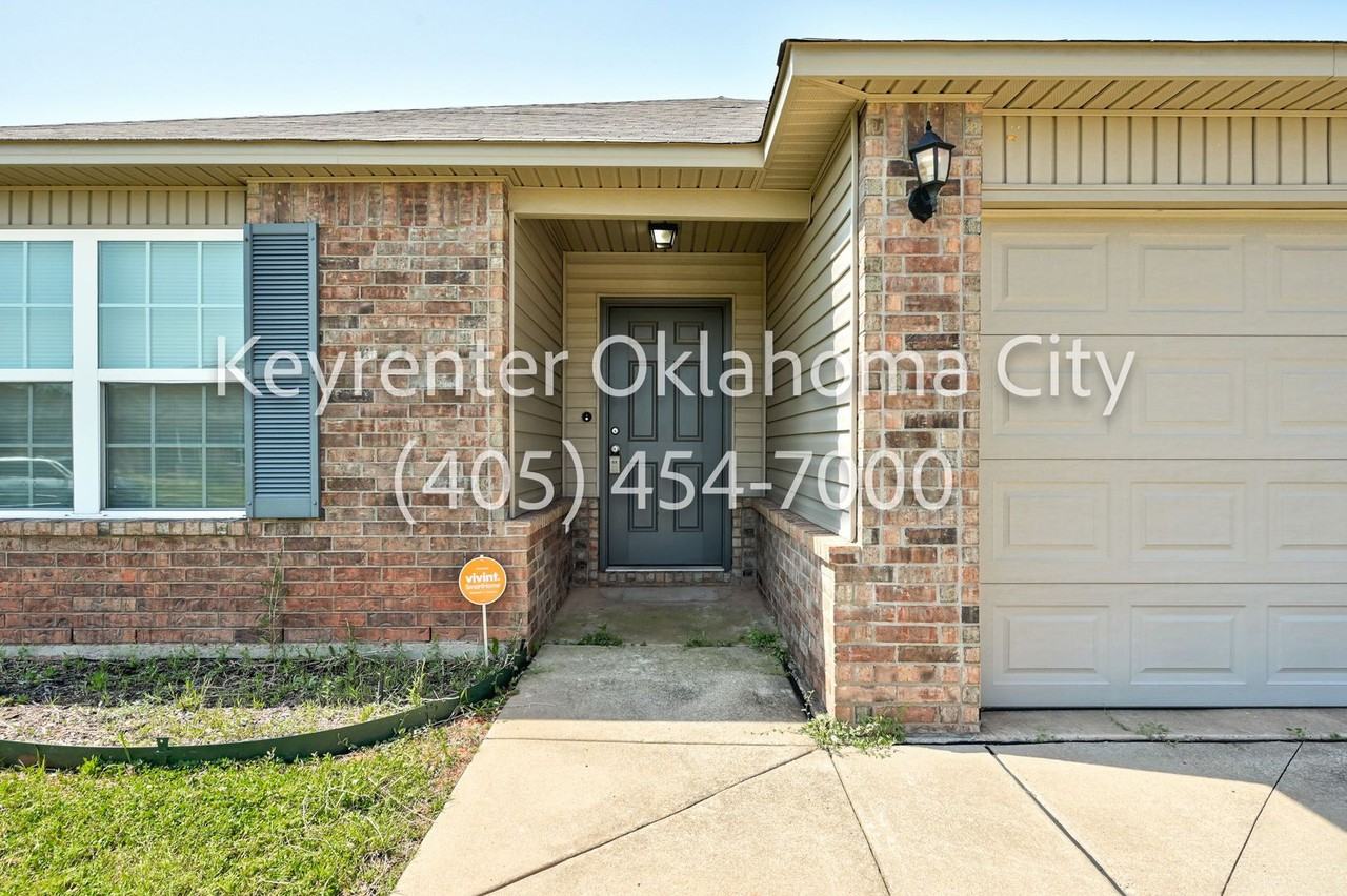 3516 Se 94th St - Photo 3 of 30