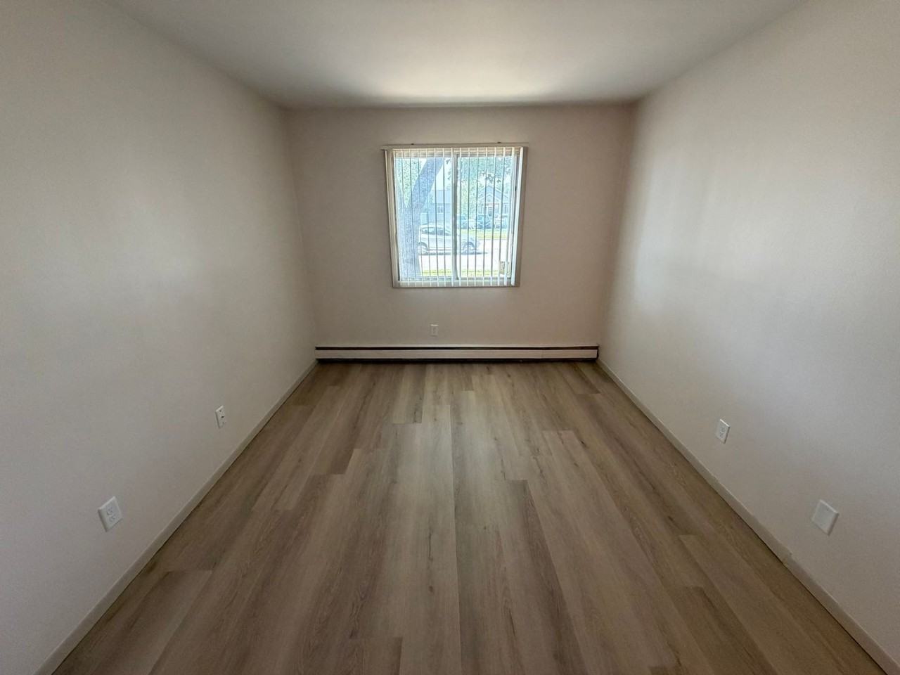 1688 Shawano Ave - Photo 7 of 12