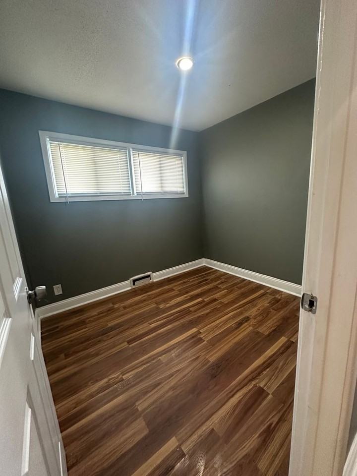 6904 Longview Rd - Photo 5 of 14
