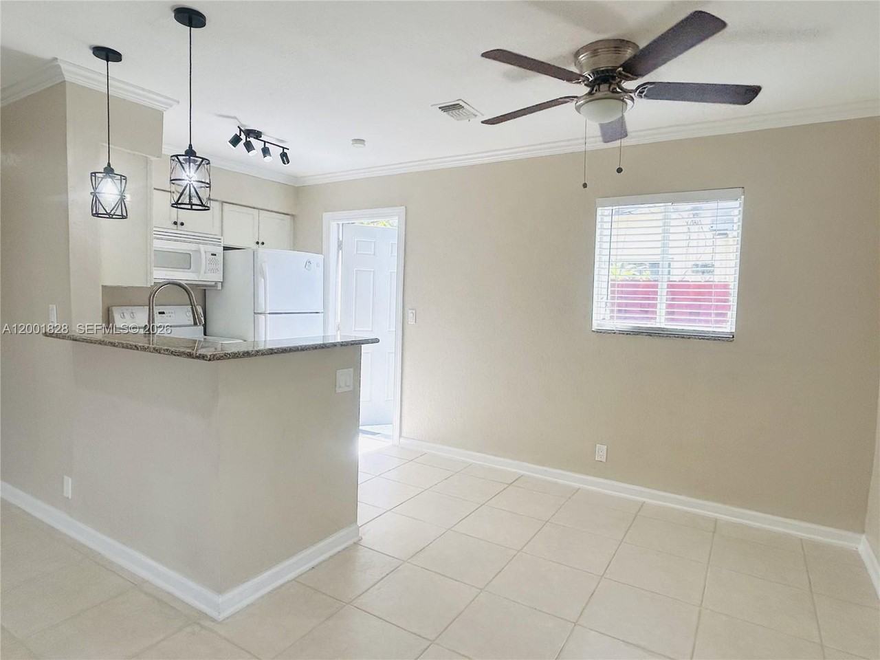 131 Nw 57th St #131 - Photo 3 of 16