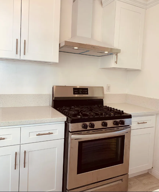 4651 Avenida Del Este #NA - Photo 6 of 9