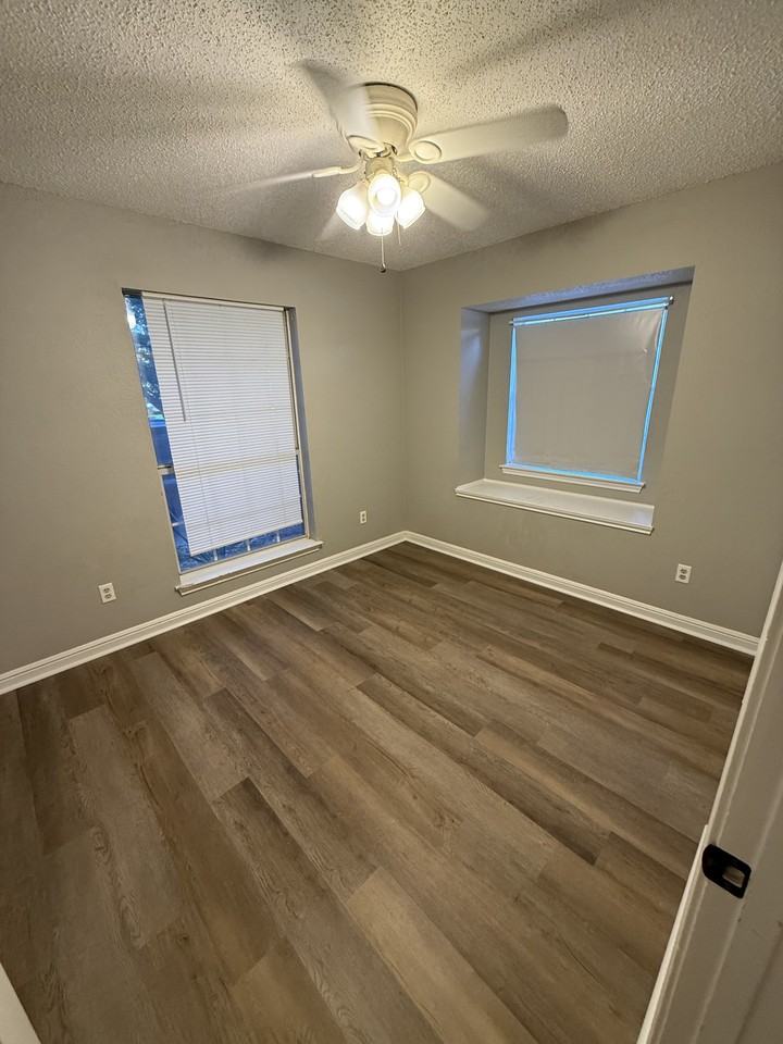 105 Arthur Dr #NA - Photo 7 of 12