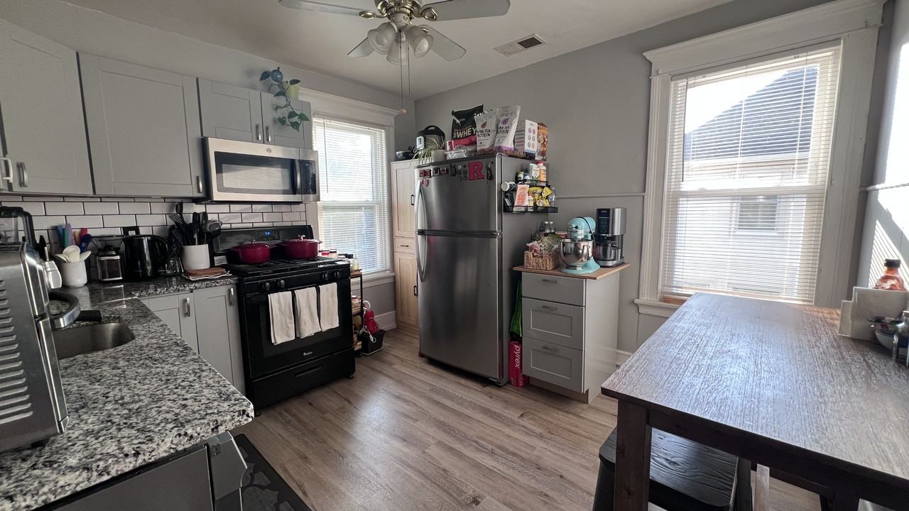 144 N Main St #2 - Photo 3 of 12