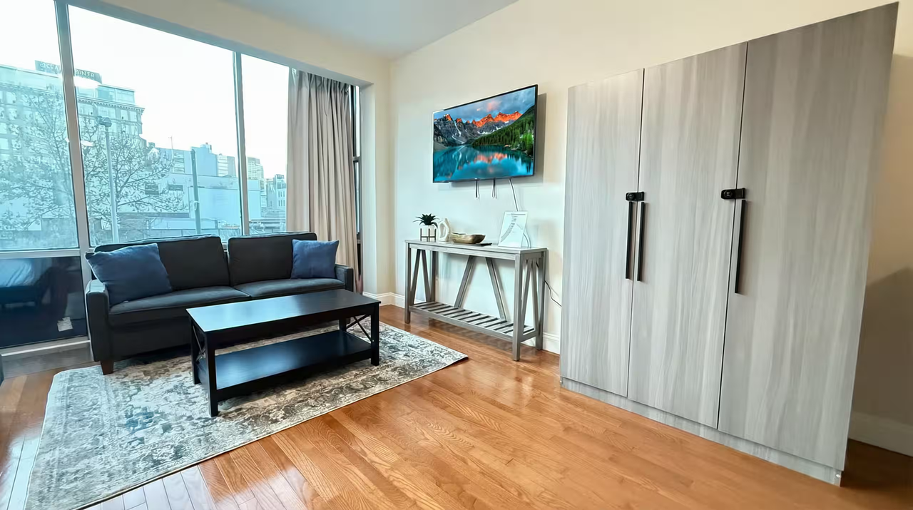 205 N 11th St #2FL - Photo 3 of 11