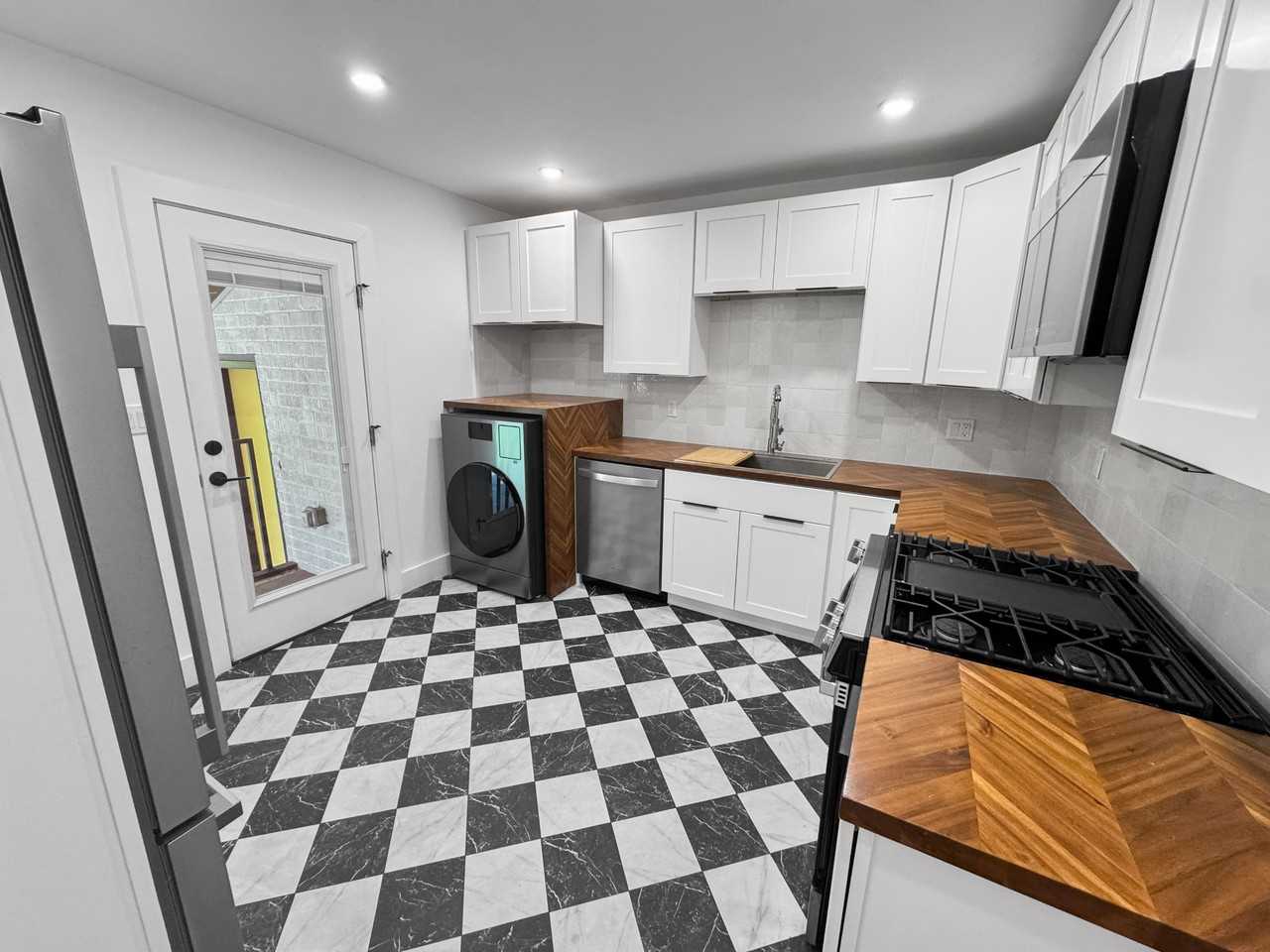 302 Brandywine Rd #A - Photo 5 of 13
