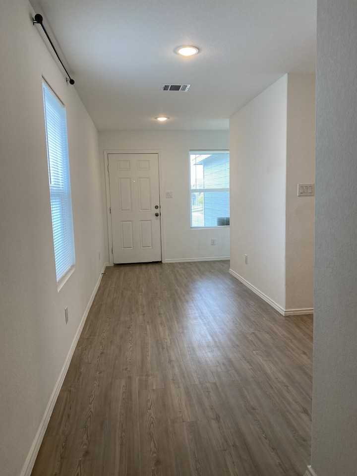 14527 Greenfield Ml #NA - Photo 6 of 17
