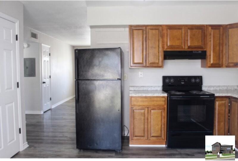 2102 Hunt Dr #B - Photo 5 of 23