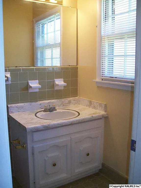 11318 Crestfield Dr Se #NA - Photo 3 of 19