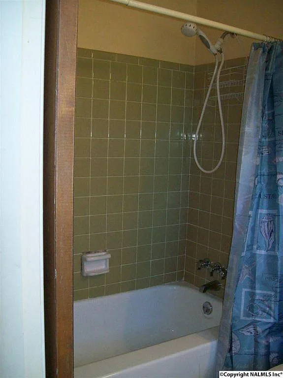 11318 Crestfield Dr Se #NA - Photo 6 of 19