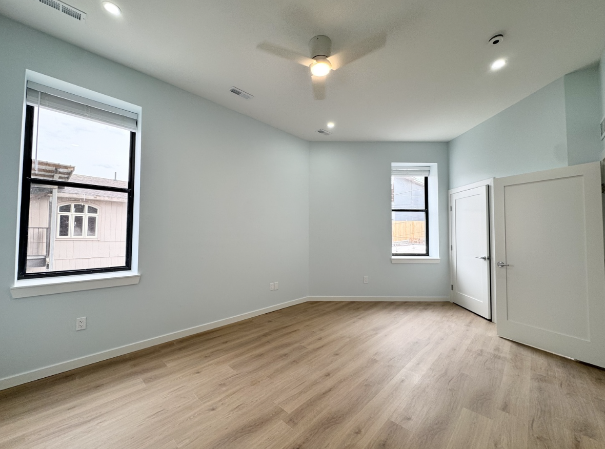517 Gillis Street #203 - Photo 3 of 10