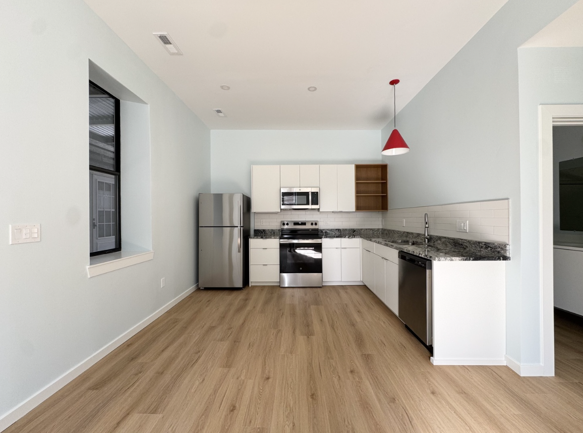 517 Gillis Street #203 - Photo 4 of 10
