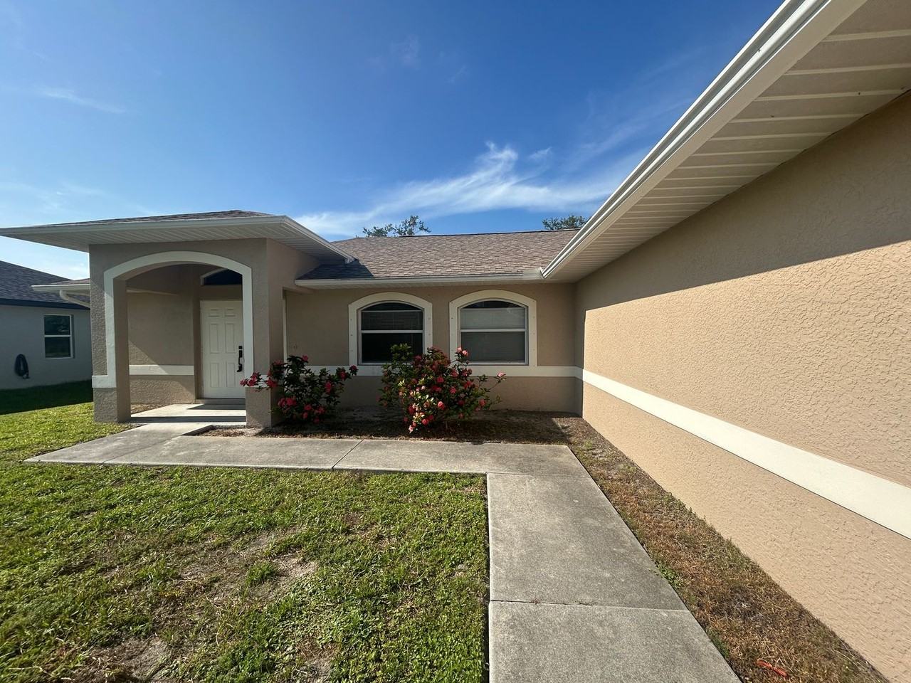 2832 Nw 4th Ter