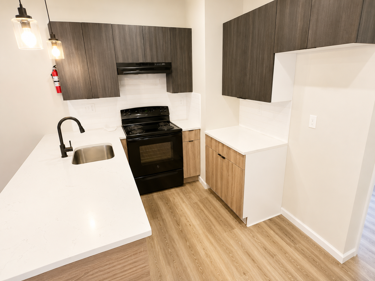 383-385 Avon Avenue #2Lc