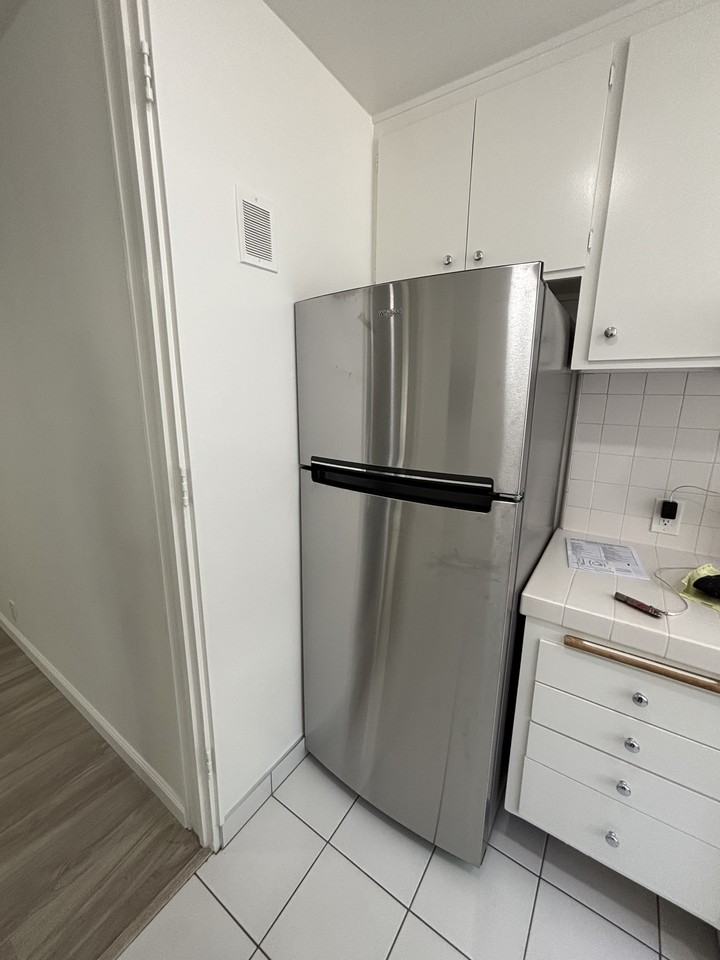 533 S Hudson Ave #5 - Photo 6 of 15