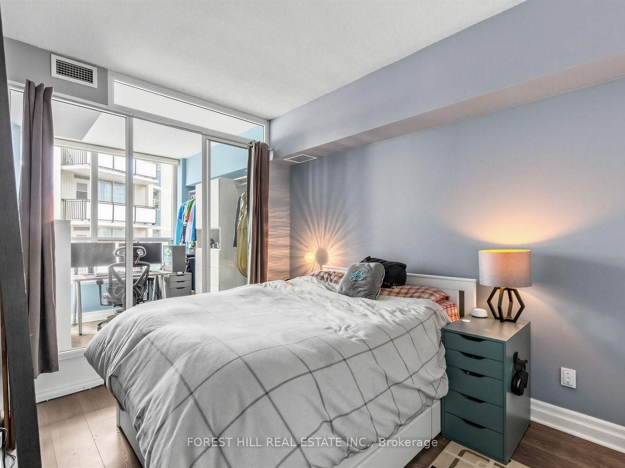70 Alexander Street - Photo 4 of 13