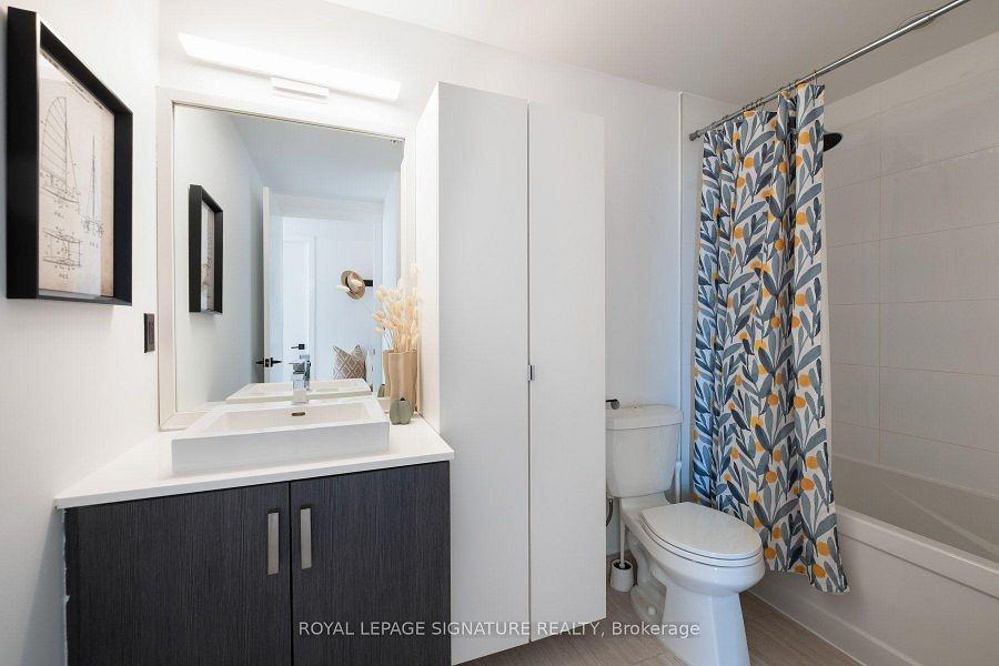 36 Howard Park Avenue - Photo 11