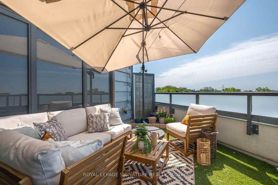 36 Howard Park Avenue - Photo 13