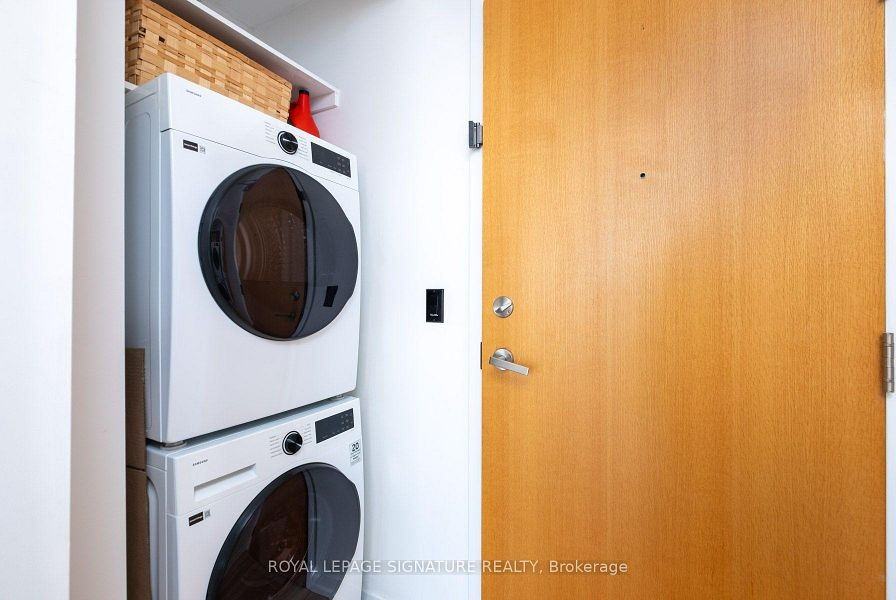 36 Howard Park Avenue - Photo 19
