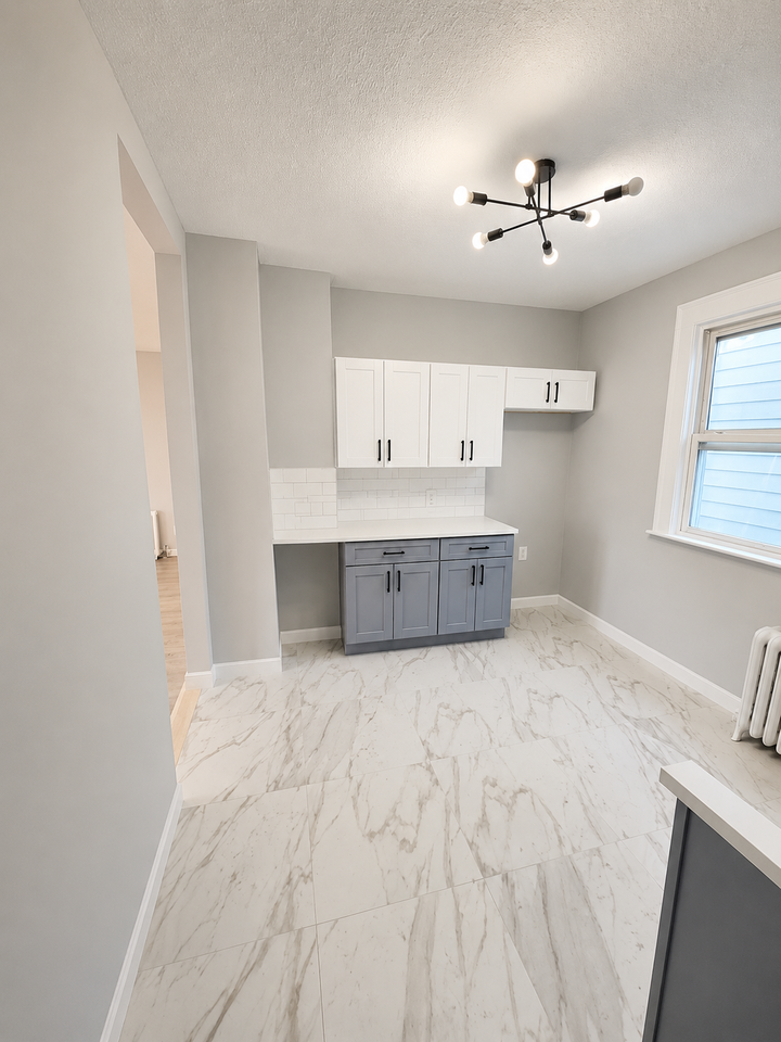 100 Smith Street #2c