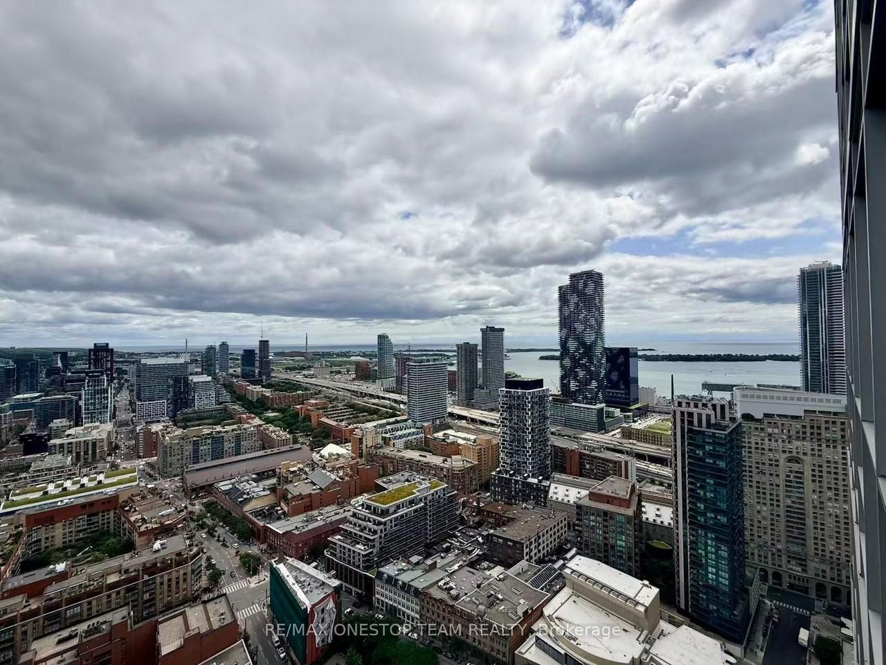 88 Scott Street - Photo 4 of 9