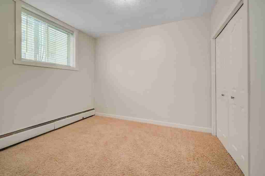 603 101 Ave Sw - Photo 4 of 10