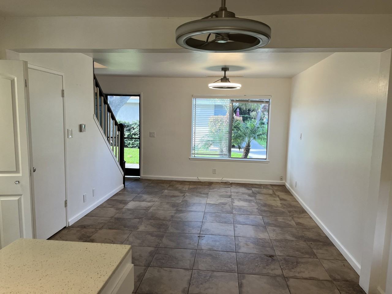 10207 Holburn Drive - Photo 6 of 23