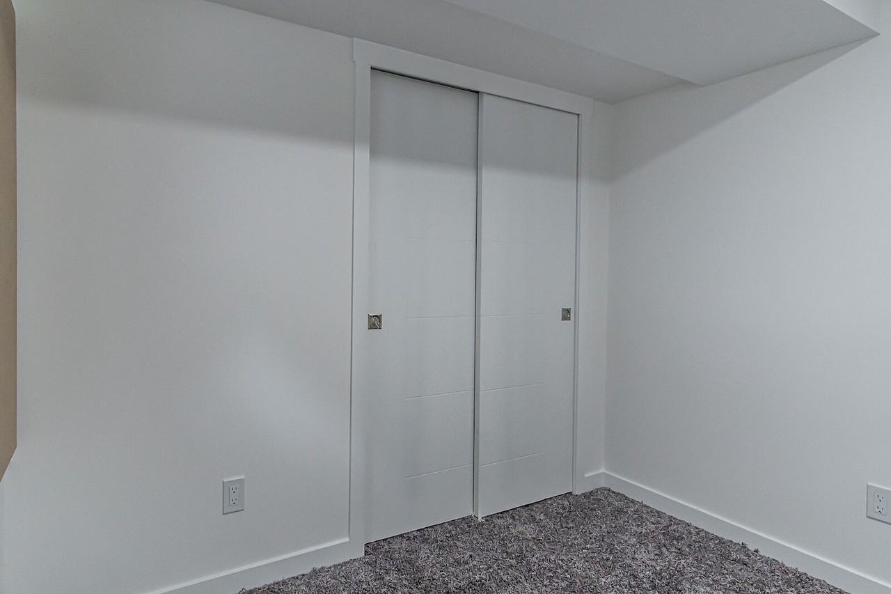 3660 109 St Nw - Photo 7 of 29