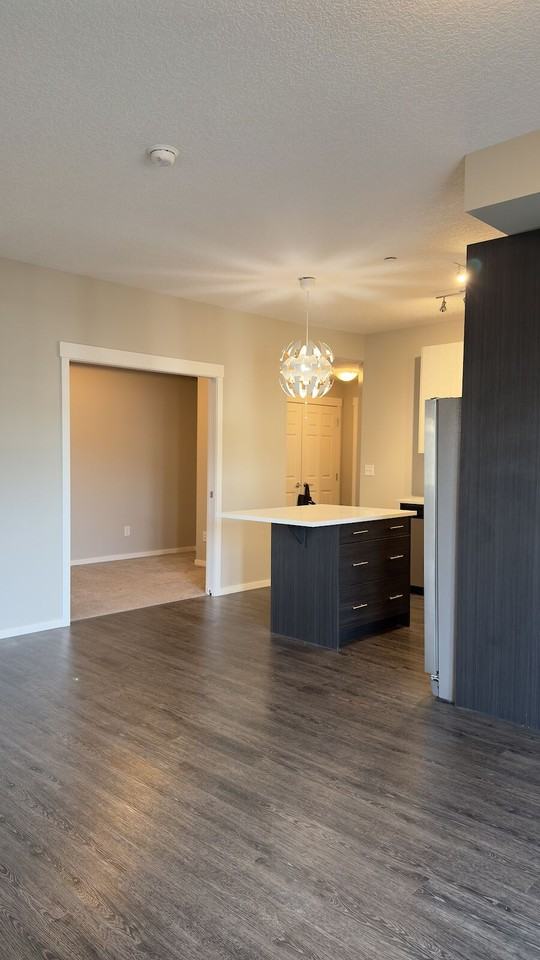 215 - 215 Legacy Boulevard Se - Photo 3 of 29