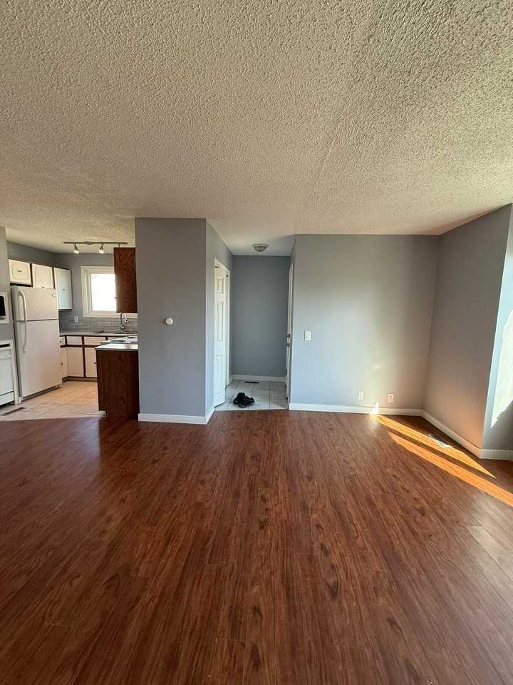 367 Whitlock Way Ne - Photo 7 of 50