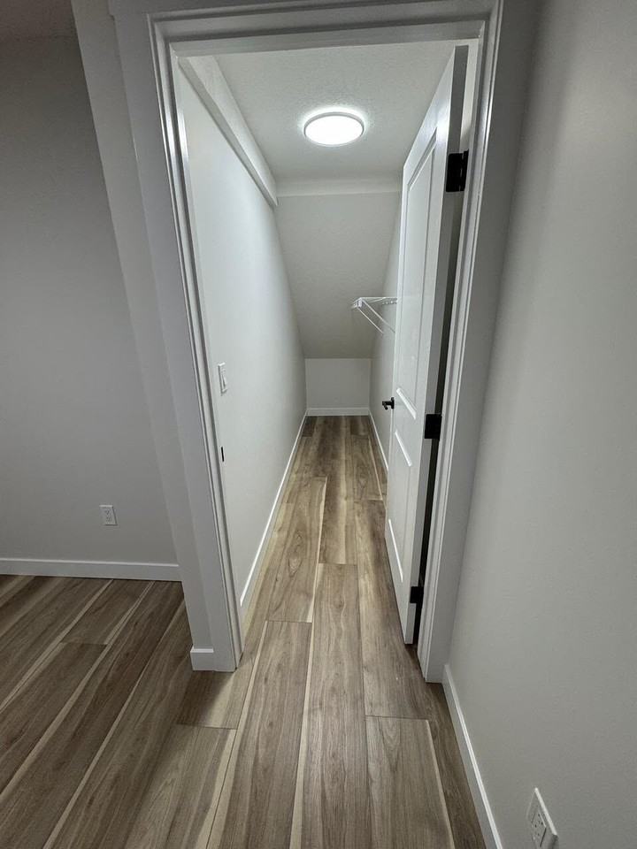 486 Wolf Willow Blvd Se - Photo 6 of 9
