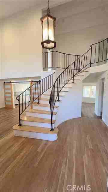 19879 Vista Hermosa Dr - Photo 3 of 8