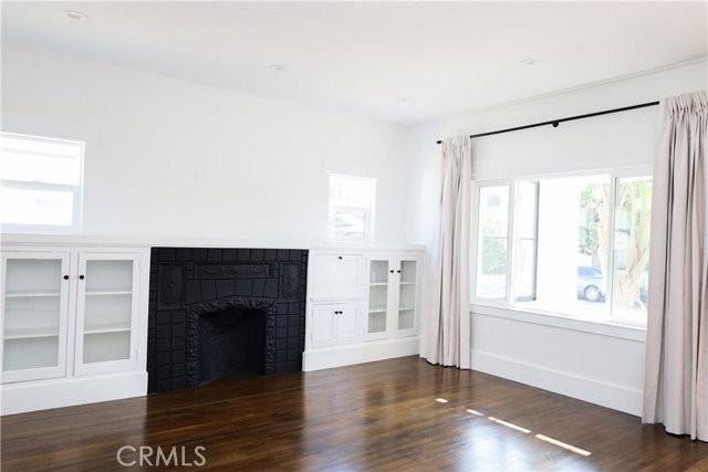 1039 Gladys Ave #1033 - Photo 3 of 8