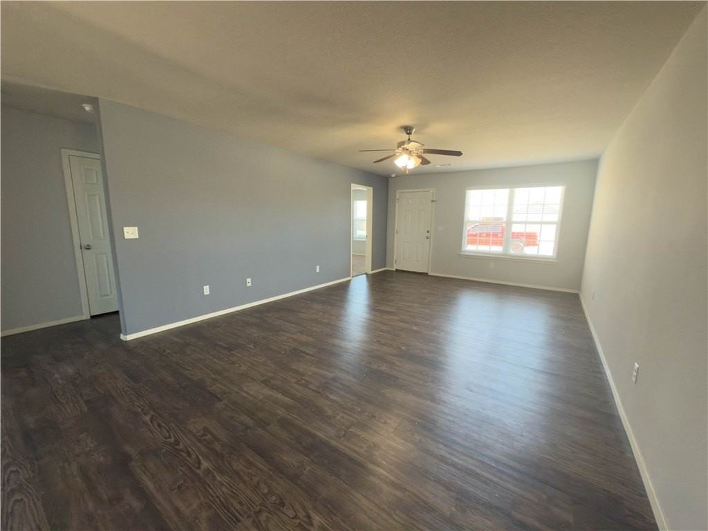 741 Morningside Dr - Photo 2 of 13
