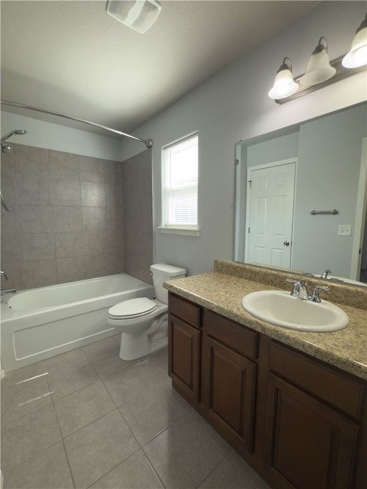 741 Morningside Dr - Photo 7 of 13