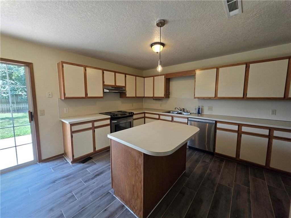 2723 Kasey Ave #B - Photo 2 of 13