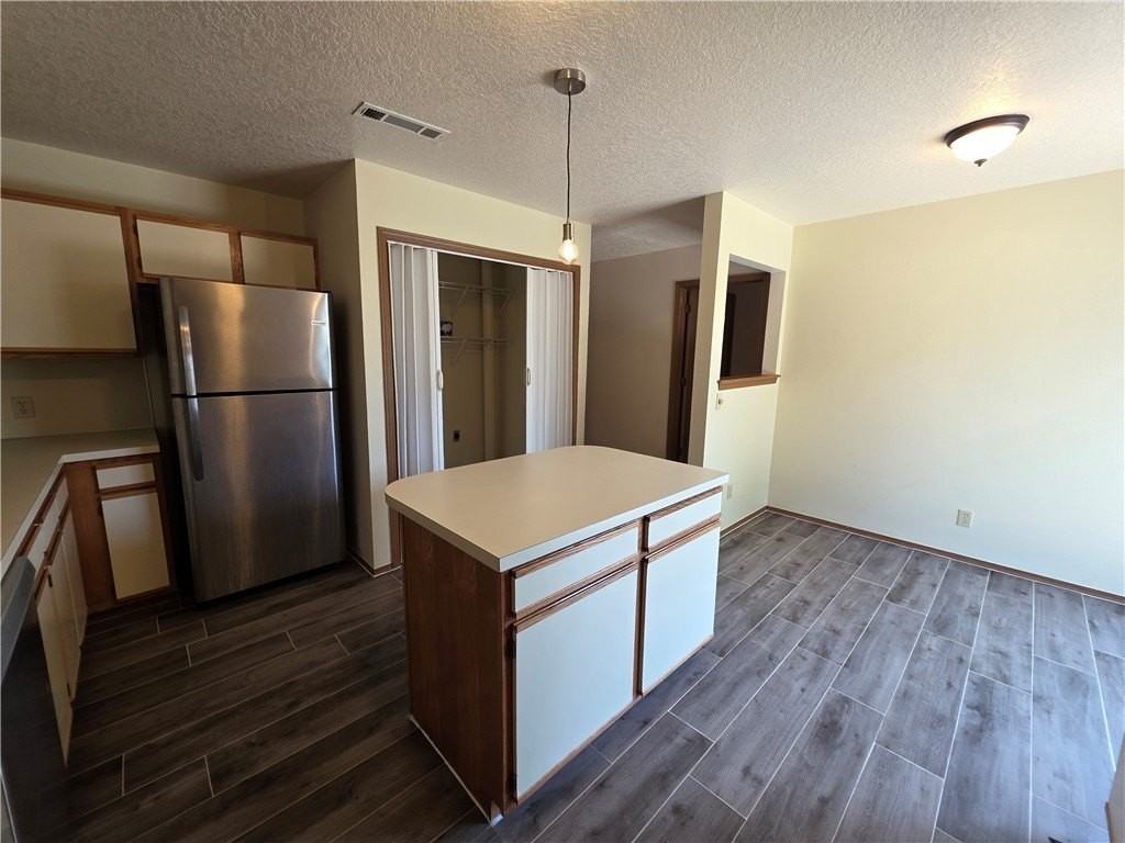 2723 Kasey Ave #B - Photo 3 of 13