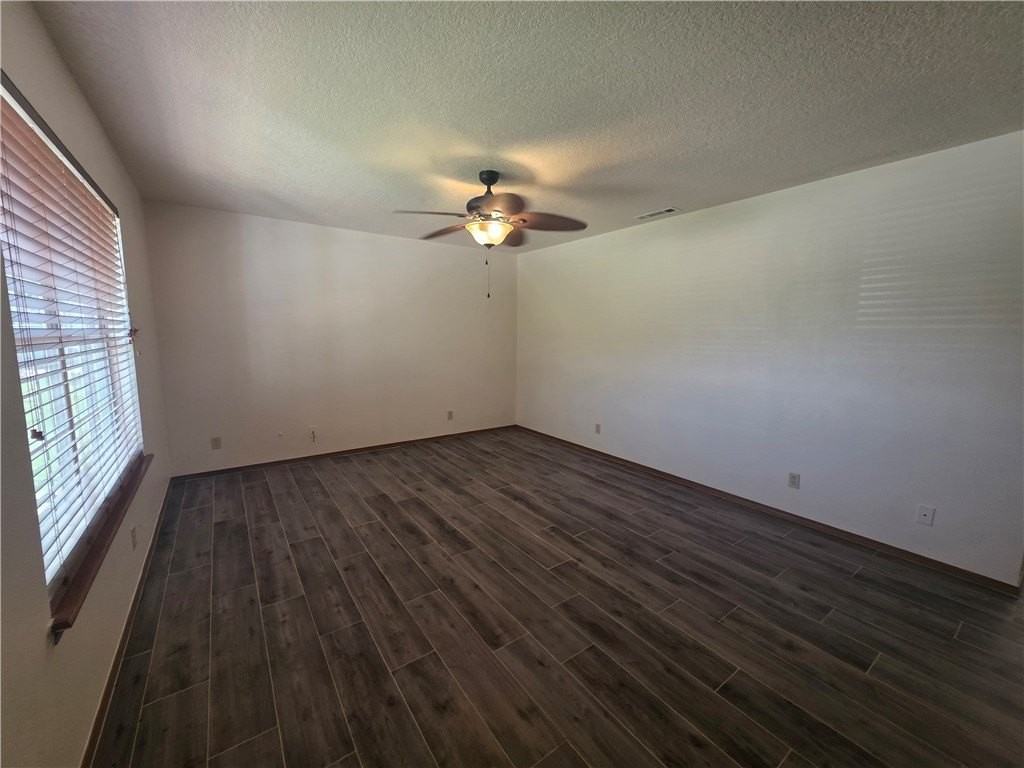 2723 Kasey Ave #B - Photo 4 of 13