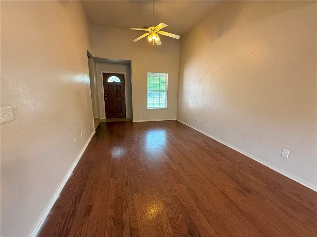 3509 Sw Deerfield Blvd #2 - Photo 2 of 12