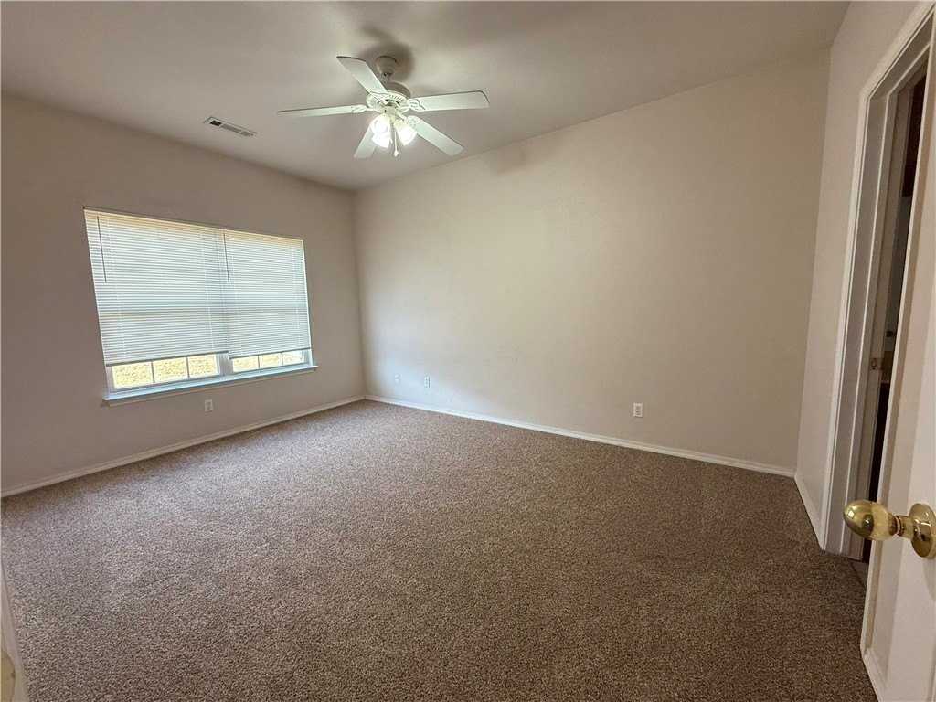 3509 Sw Deerfield Blvd #2 - Photo 5 of 12