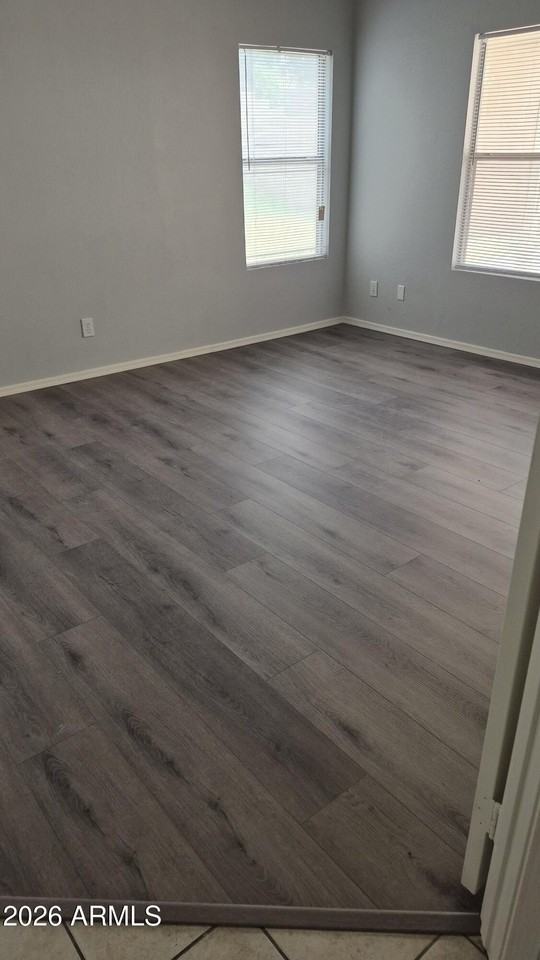 12763 W Palm Ln - Photo 3 of 7